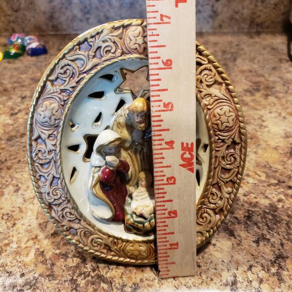 TII Collections Nativity Ceramic Tea Light Candle Holder Mother Mary, Baby Jesus - Picture 8 of 9